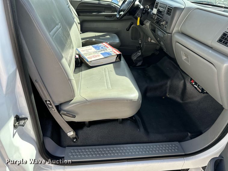 image for item KT9281 2008 Ford F650 Super Duty  vacuum truck