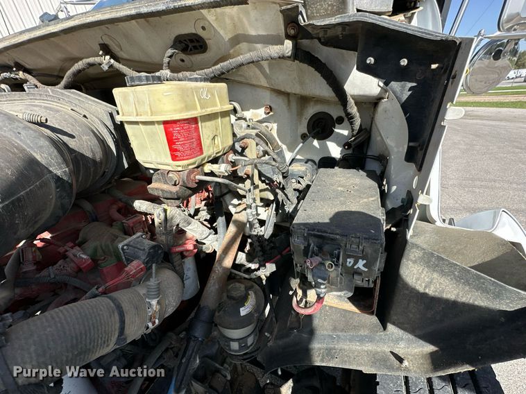 image for item KT9281 2008 Ford F650 Super Duty  vacuum truck