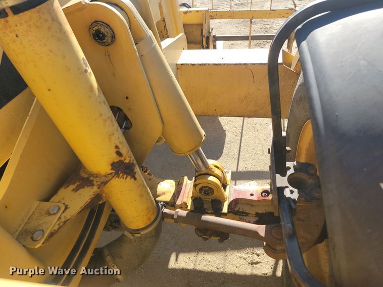 image for item KU9099 1995 Caterpillar TH63  telehandler