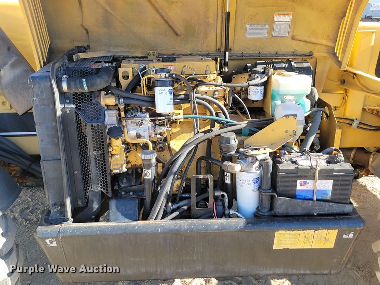 image for item KU9099 1995 Caterpillar TH63  telehandler