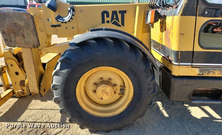 image for item KU9099 1995 Caterpillar TH63  telehandler