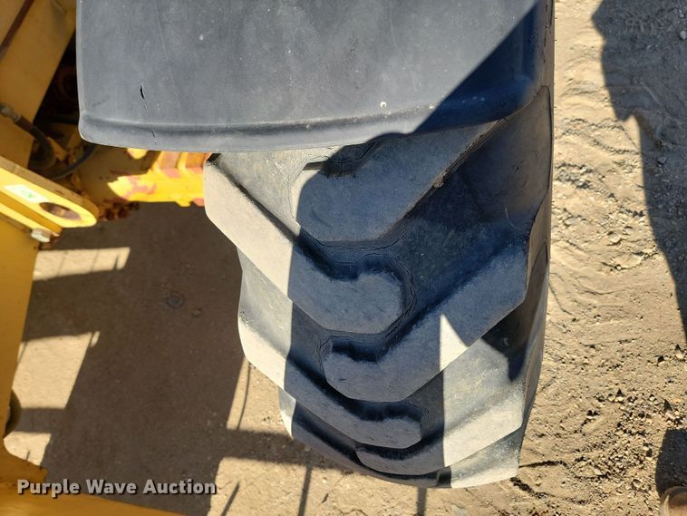 image for item KU9099 1995 Caterpillar TH63  telehandler