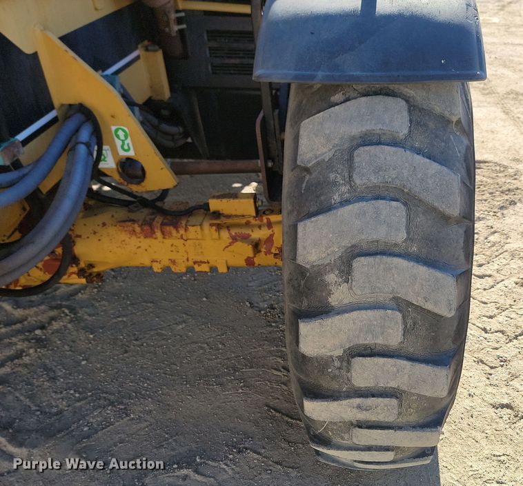 image for item KU9099 1995 Caterpillar TH63  telehandler