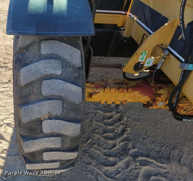 image for item KU9099 1995 Caterpillar TH63  telehandler