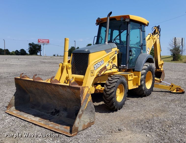 image for item KW9023 2004 John Deere 310SG  backhoe