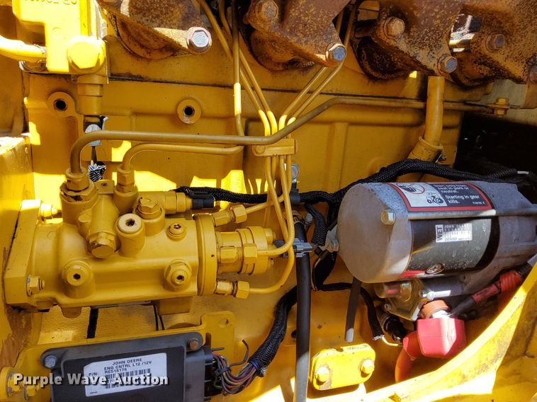 image for item KW9023 2004 John Deere 310SG  backhoe