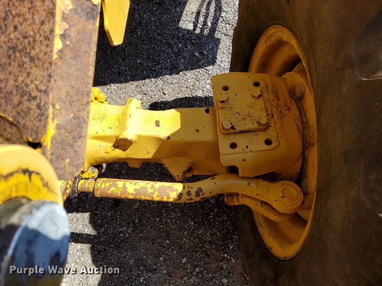 image for item KW9023 2004 John Deere 310SG  backhoe