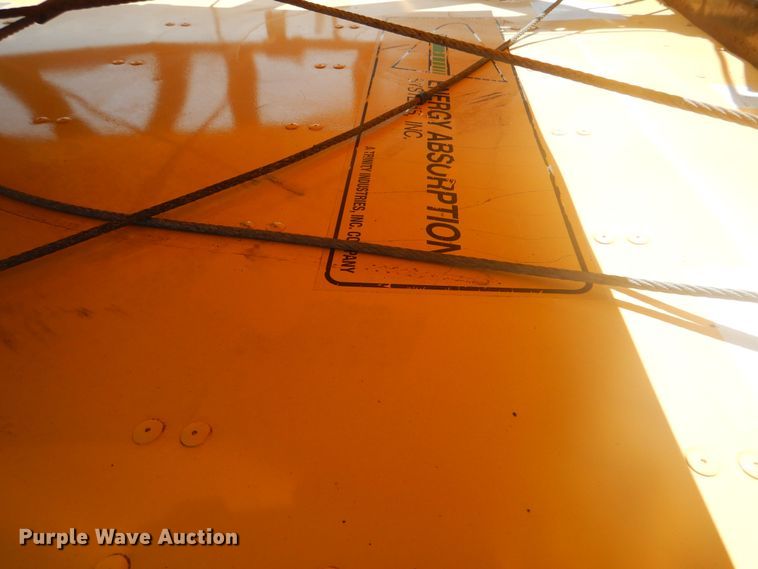 image for item KW9065 2007 GMC C6500  flatbed truck