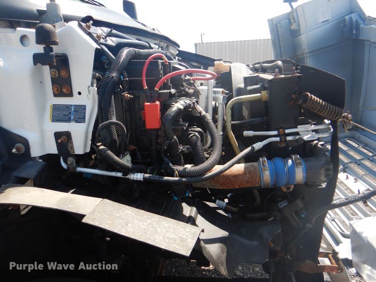 image for item KW9065 2007 GMC C6500  flatbed truck