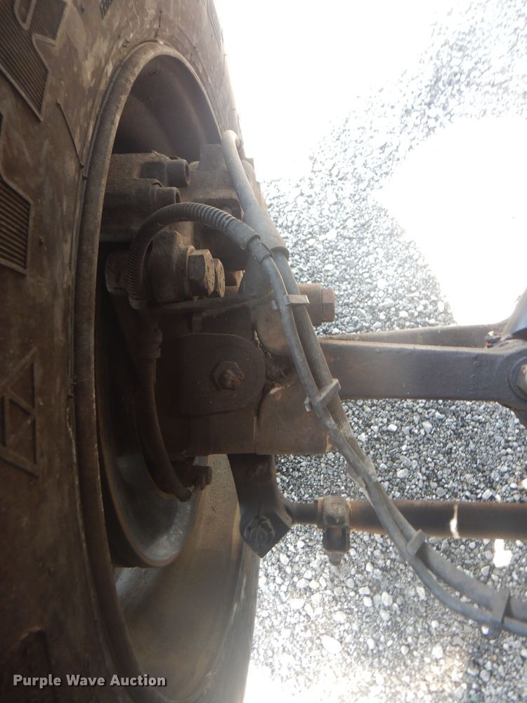 image for item KW9065 2007 GMC C6500  flatbed truck