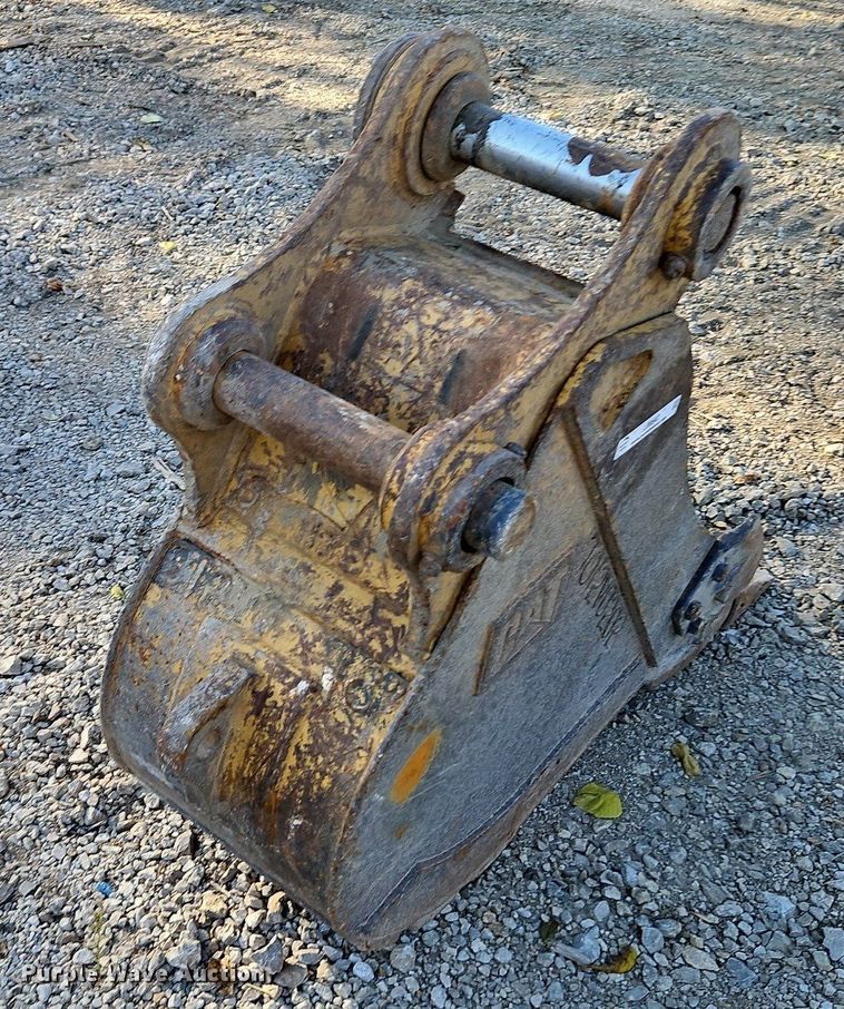 image for item LB9547 Caterpillar 312  bucket