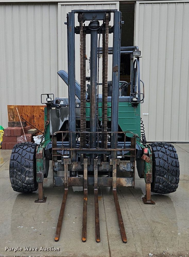 image for item LB9551 2006 Moffett M55  forklift
