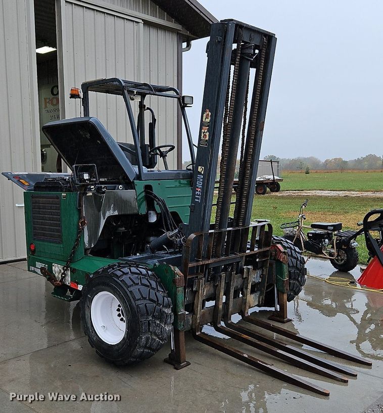 image for item LB9551 2006 Moffett M55  forklift