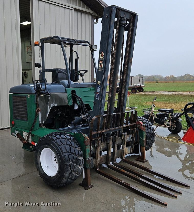 image for item LB9551 2006 Moffett M55  forklift
