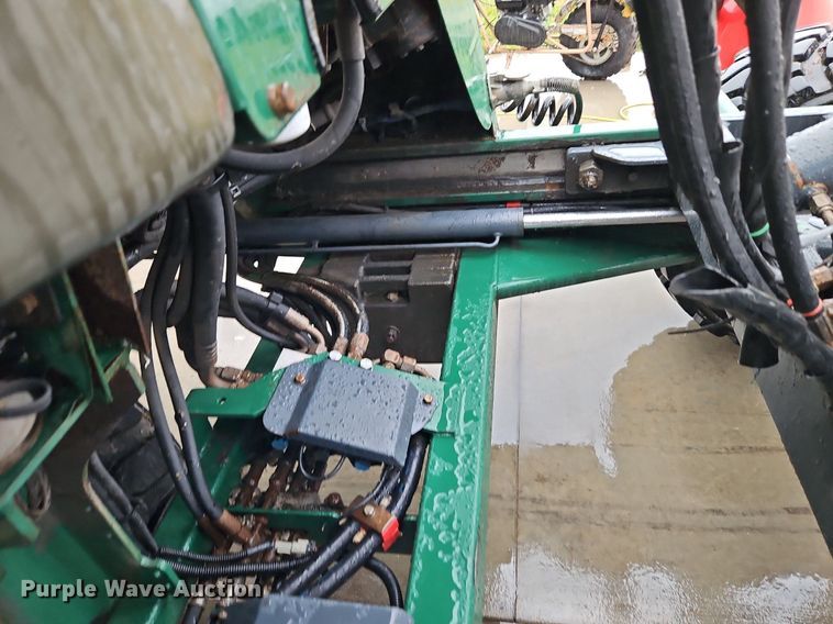 image for item LB9551 2006 Moffett M55  forklift