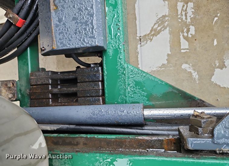 image for item LB9551 2006 Moffett M55  forklift