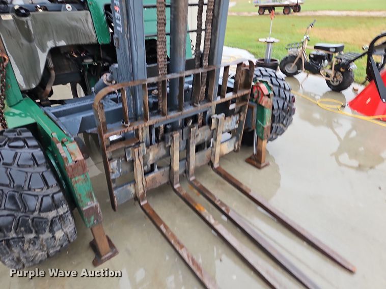 image for item LB9551 2006 Moffett M55  forklift