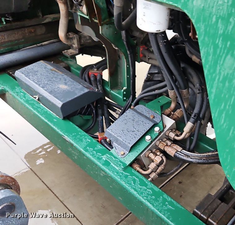 image for item LB9551 2006 Moffett M55  forklift