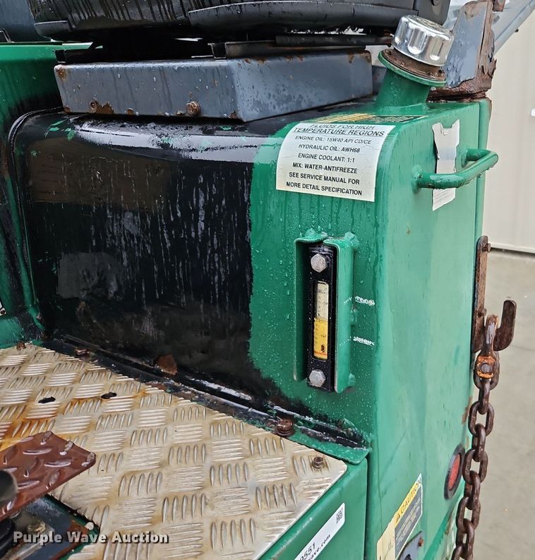 image for item LB9551 2006 Moffett M55  forklift