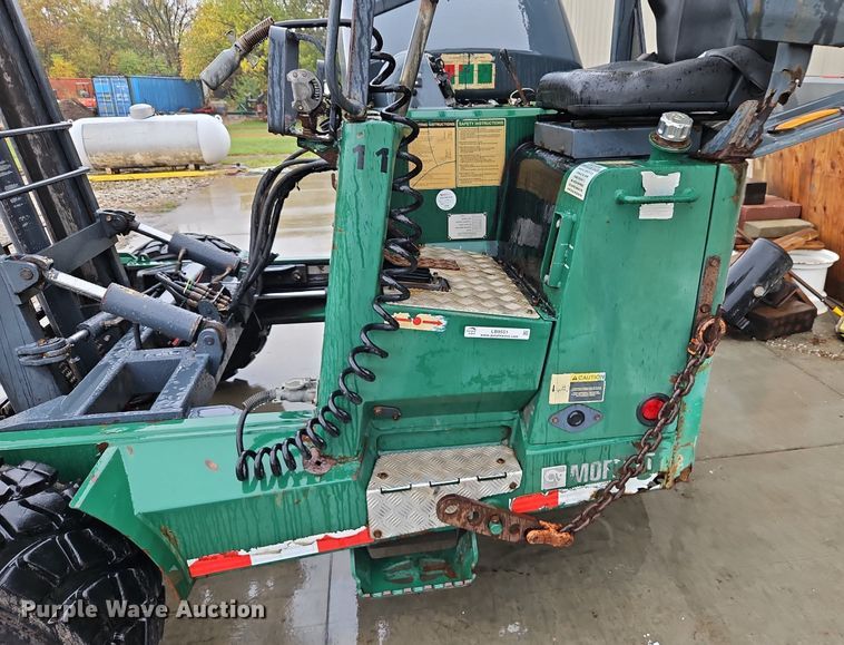 image for item LB9551 2006 Moffett M55  forklift