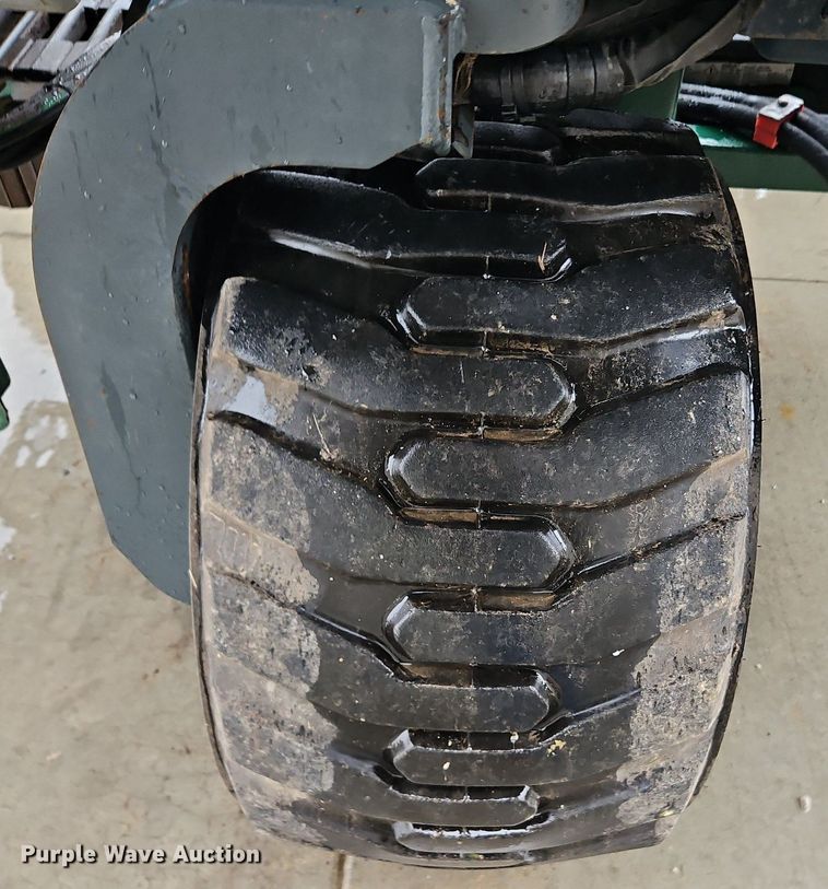 image for item LB9551 2006 Moffett M55  forklift