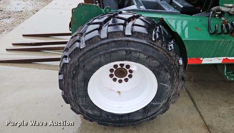 image for item LB9551 2006 Moffett M55  forklift