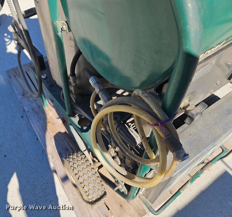 image for item LB9566 Hi-Flo 3202E  hot pressure washer