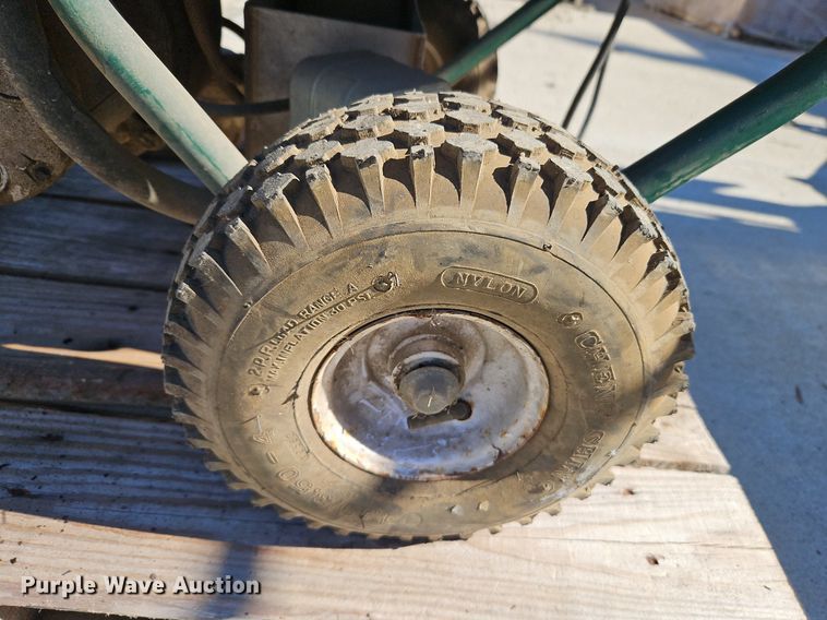 image for item LB9566 Hi-Flo 3202E  hot pressure washer