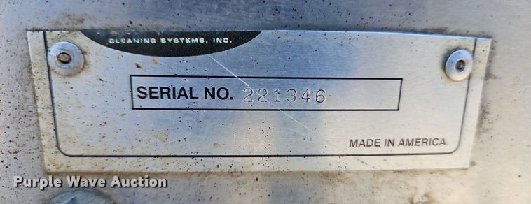 image for item LB9566 Hi-Flo 3202E  hot pressure washer