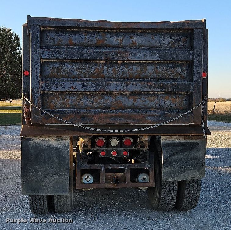 image for item LB9568 1978 Ford  dump truck