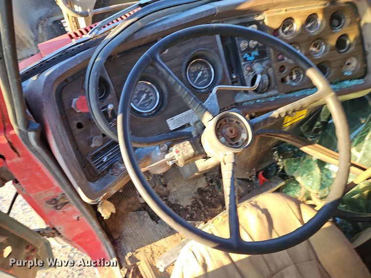 image for item LB9568 1978 Ford  dump truck