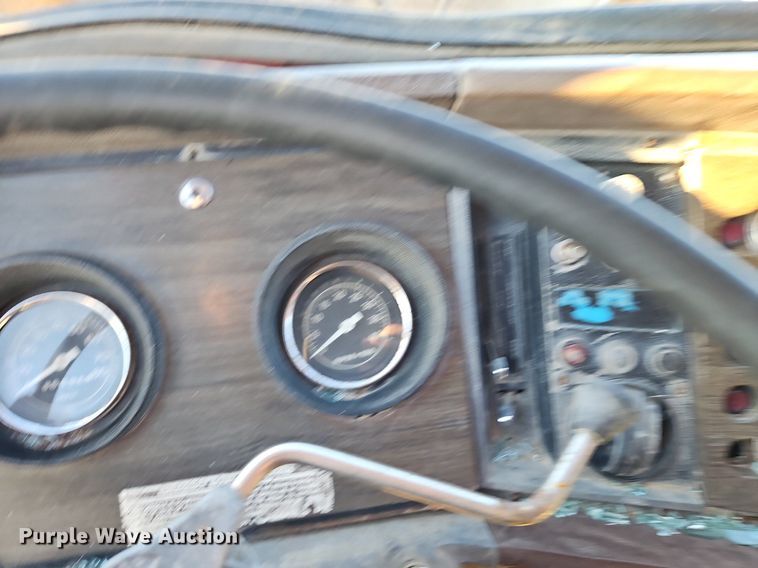 image for item LB9568 1978 Ford  dump truck