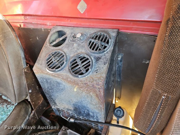 image for item LB9568 1978 Ford  dump truck