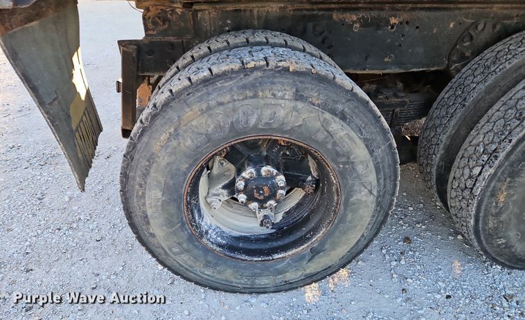 image for item LB9568 1978 Ford  dump truck