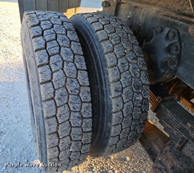 image for item LB9568 1978 Ford  dump truck