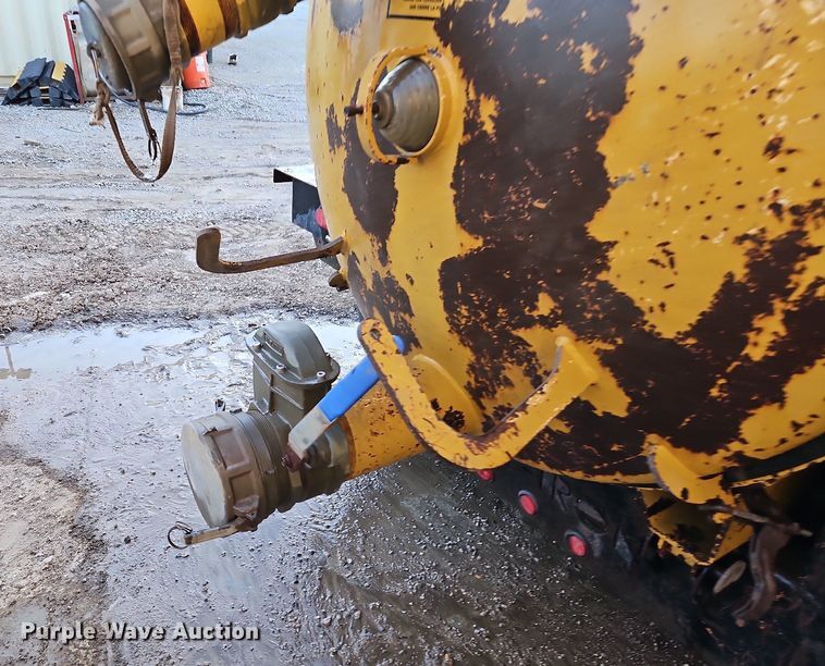 image for item LB9577 2013 Vermeer LP855STD  vacuum excavator