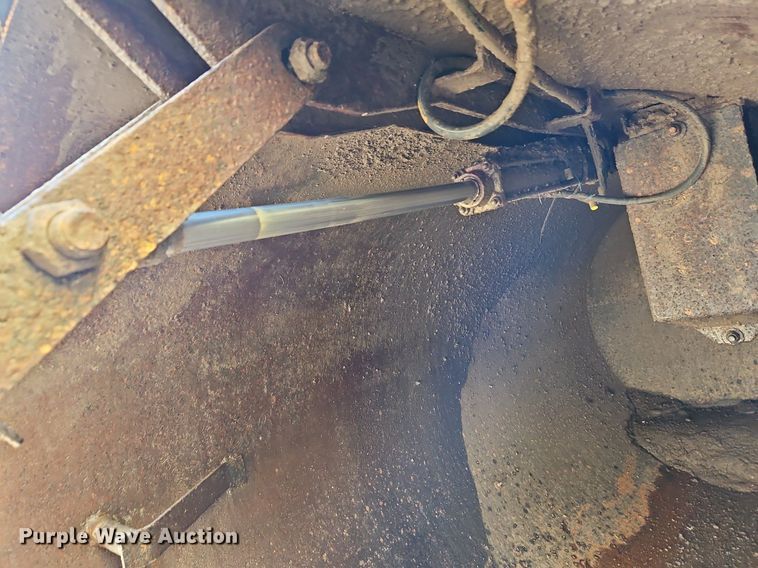 image for item LB9577 2013 Vermeer LP855STD  vacuum excavator