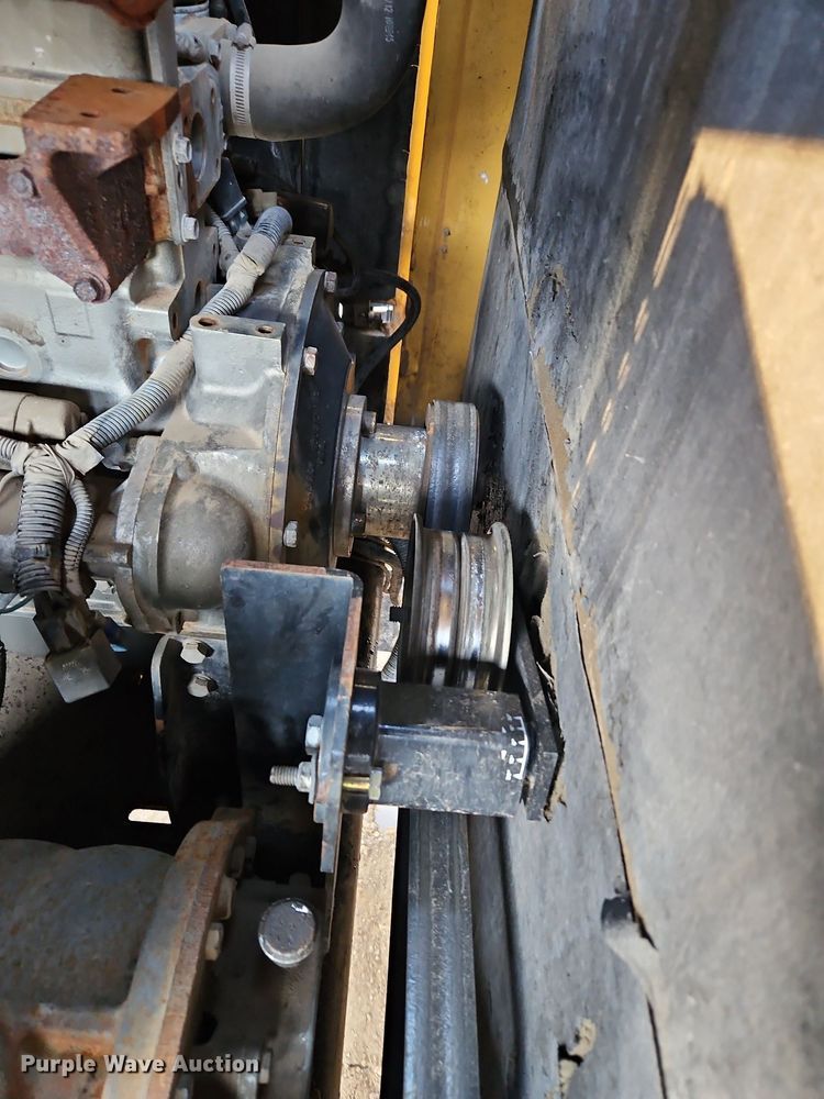 image for item LB9577 2013 Vermeer LP855STD  vacuum excavator