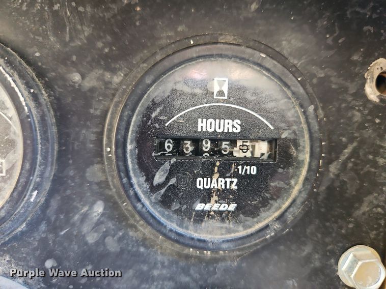 image for item LB9577 2013 Vermeer LP855STD  vacuum excavator