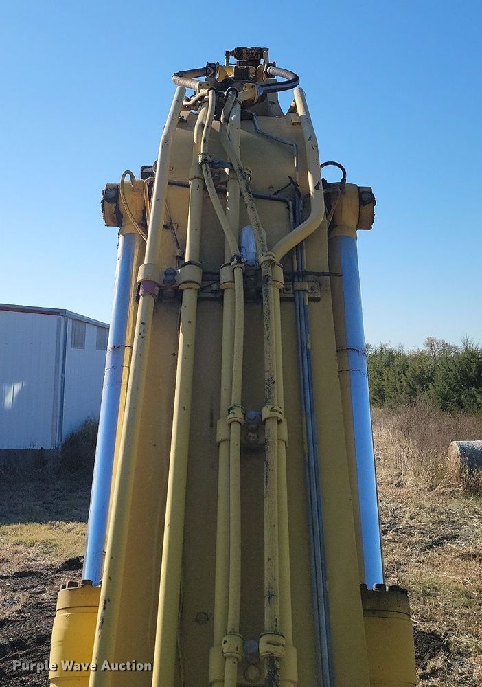 image for item LD9038 1996 Komatsu PC400LC-6LC  excavator