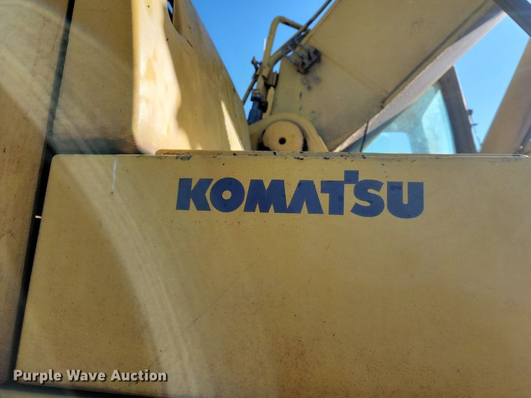 image for item LD9038 1996 Komatsu PC400LC-6LC  excavator
