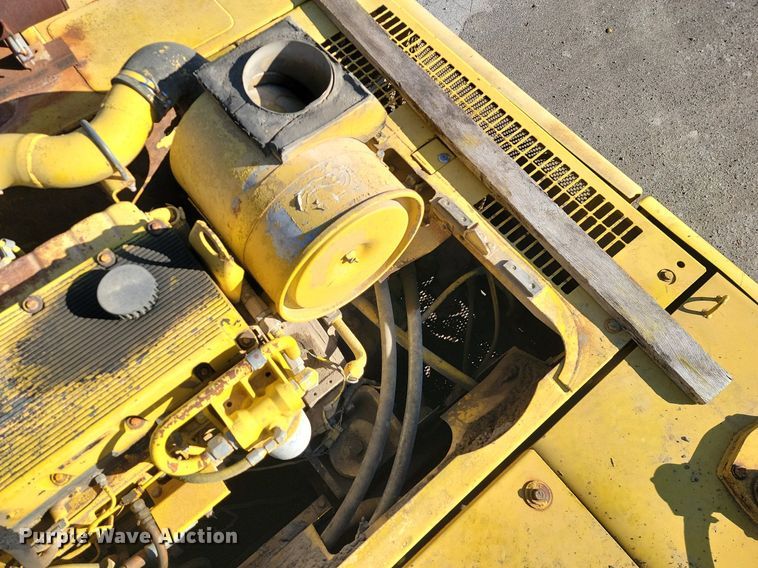 image for item LD9038 1996 Komatsu PC400LC-6LC  excavator