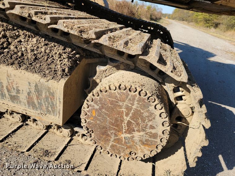 image for item LD9038 1996 Komatsu PC400LC-6LC  excavator