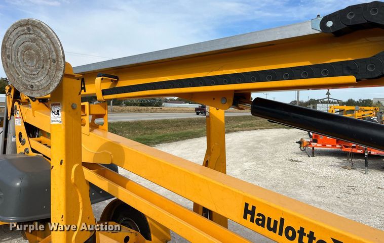 image for item LD9793 2018 Haulotte 4527A  boom lift