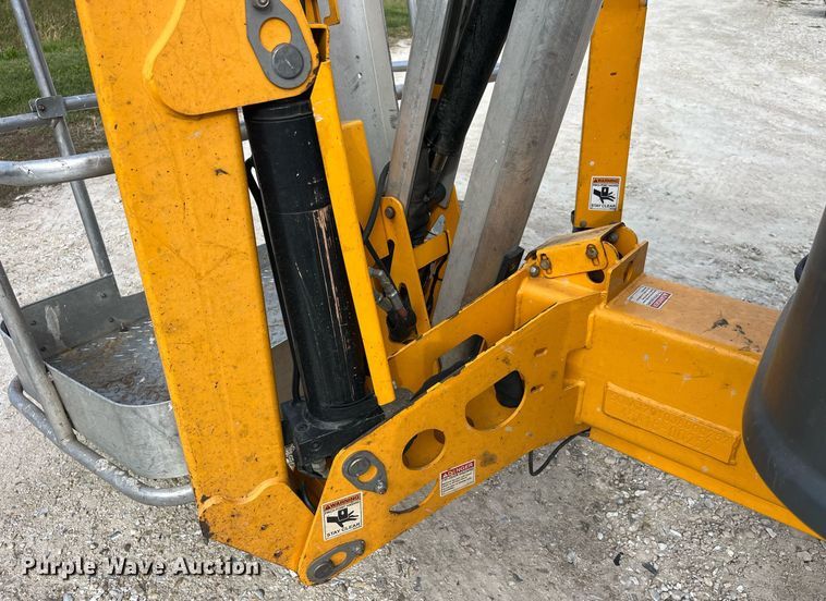image for item LD9793 2018 Haulotte 4527A  boom lift