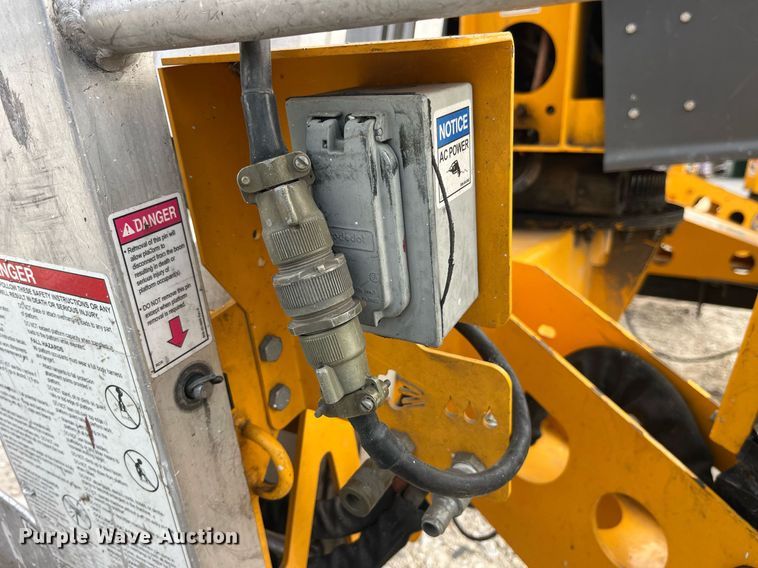 image for item LD9793 2018 Haulotte 4527A  boom lift