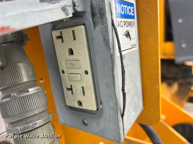 image for item LD9793 2018 Haulotte 4527A  boom lift