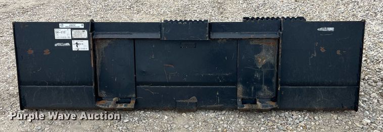 image for item LD9797 Caterpillar  86" W skid steer bucket
