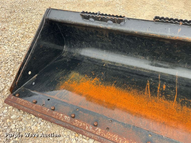 image for item LD9797 Caterpillar  86" W skid steer bucket