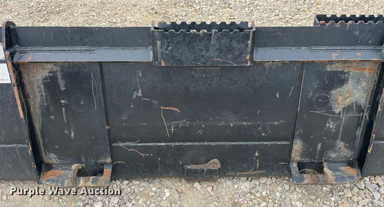 image for item LD9797 Caterpillar  86" W skid steer bucket